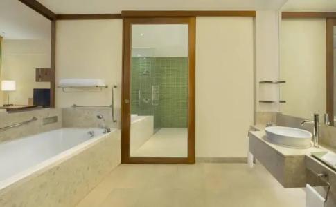 Sheraton Hua Hin Resort & Spa - 7