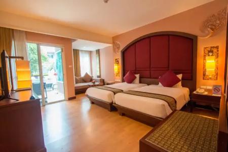Grand Pacific Sovereign Resort & Spa - 2