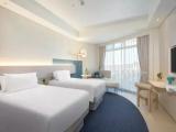 Superior room with city view