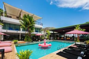 CC's Hideaway - SHA Plus Mini-hotel, Kata