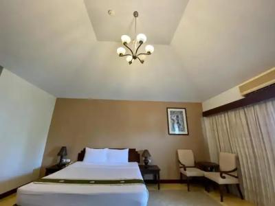 Golden Pine Beach Resort - 2