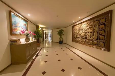 City Beach Resort - 14