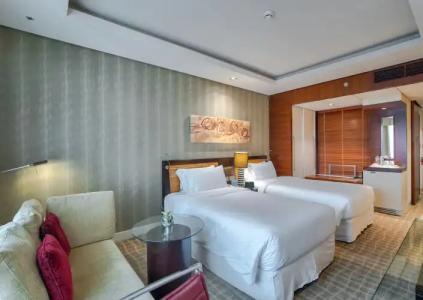 Four Points by Sheraton Bur Dubai - 17