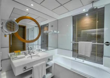 Four Points by Sheraton Bur Dubai - 27