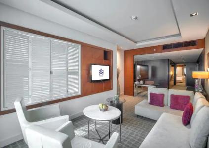 Four Points by Sheraton Bur Dubai - 37