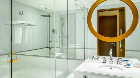 Four Points by Sheraton Bur Dubai - 34
