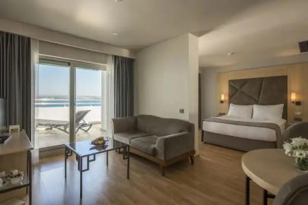 Altin Yunus & SPA - Çeşme - 33