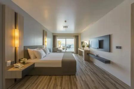 Altin Yunus & SPA - Çeşme - 32