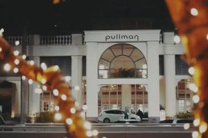 Pullman Cairns International, Cairns