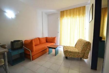 Golden Orange Apart - 38