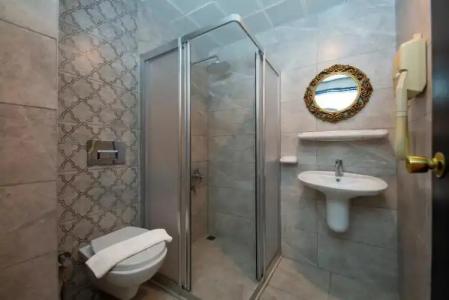 Golden Orange Apart - 49