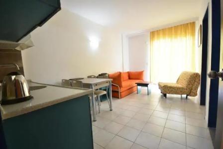 Golden Orange Apart - 41