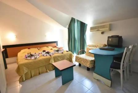 Golden Orange Apart - 57