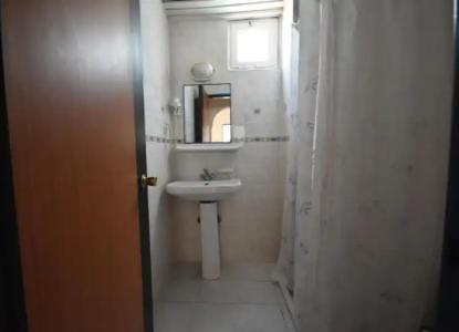 Golden Orange Apart - 48