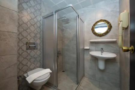 Golden Orange Apart - 5