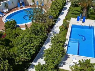 Orsmaris Boutique - 34