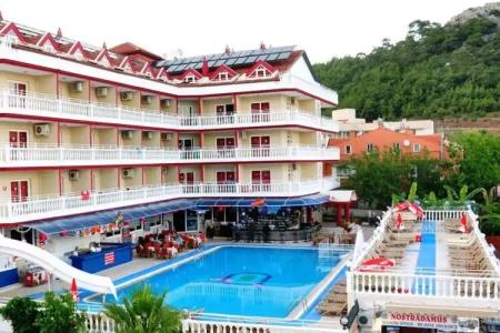 Mustis Royal Plaza - 33