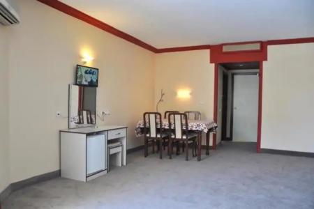 Mustis Royal Plaza - 28