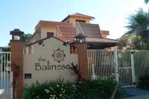The Balinese, Cairns
