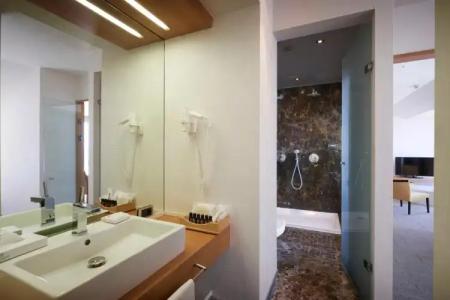 Richmond Nua Wellness Spa - Adult Only - 41