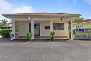 First City Caravilla, Cairns