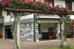 Bed & Breakfast «Bella Vita B&B», Arona