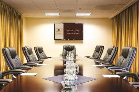 DoubleTree by Hilton Bakersfield - 18