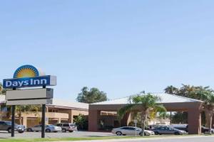 Days Inn by Wyndham Bakersfield, Bakersfield