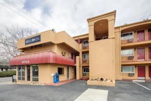 Roy Inn & Suites -Sacramento Midtown, Sacramento