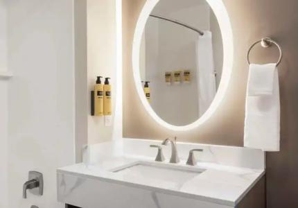 Best Western Plus Pepper Tree Inn - 9