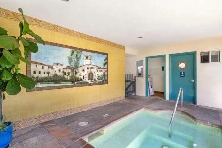 Best Western Plus Santa Barbara - 18