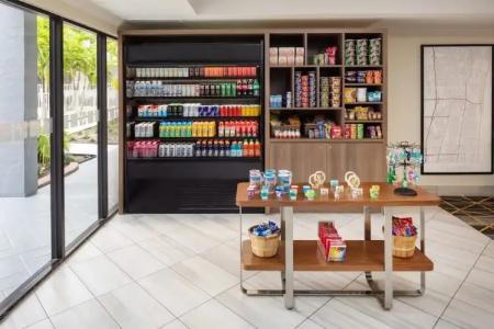 Holiday Inn & Suites Boca Raton - North - 10