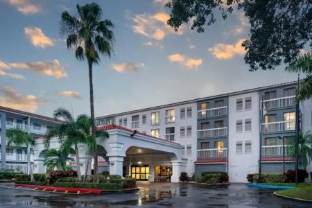 Holiday Inn & Suites Boca Raton - North - 0