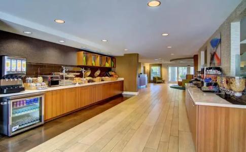 SpringHill Suites Boca Raton - 9