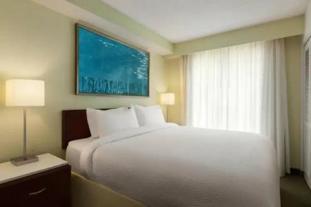 SpringHill Suites Boca Raton - 12