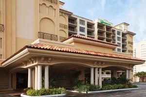Holiday Inn Hotel & Suites Clearwater Beach, an IHG Hotel
