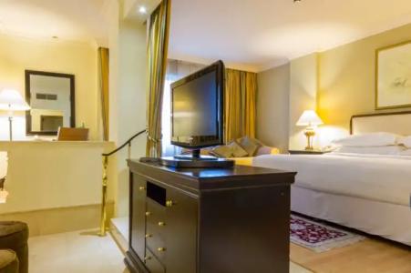 Grand Excelsior Deira - 122