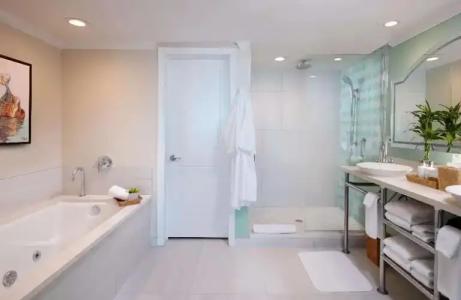 Ocean Key Resort & Spa, a Noble House Resort - 173