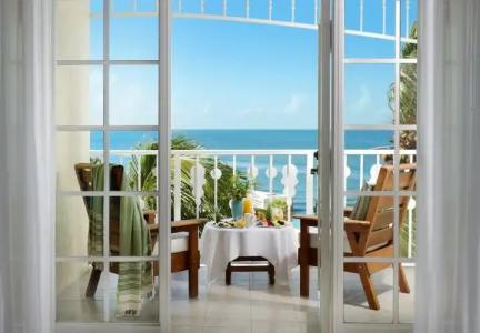 Ocean Key Resort & Spa, a Noble House Resort - 84