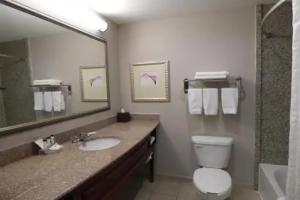 Country Inn & Suites by Radisson, Pensacola West, FL, Pensacola