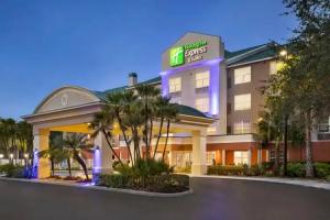Holiday Inn Express & Suites Sarasota East, an IHG Hotel, Sarasota