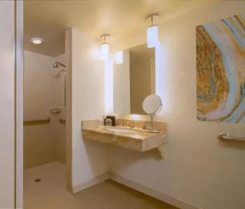 The Westin Tampa Waterside - 77