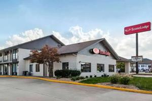 Econo Lodge Inn & Suites Branson Shepherd of the Hills Expy, Branson