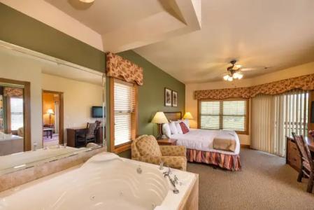 Westgate Branson Woods Resort - 100