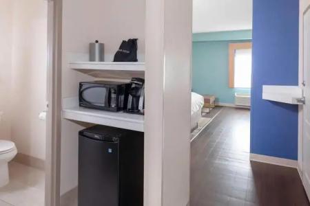 Holiday Inn Express Myrtle Beach-Broadway at the Beach, an IHG - 33