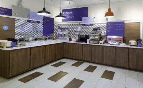 Holiday Inn Express Myrtle Beach-Broadway at the Beach, an IHG - 11