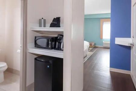 Holiday Inn Express Myrtle Beach-Broadway at the Beach, an IHG - 6