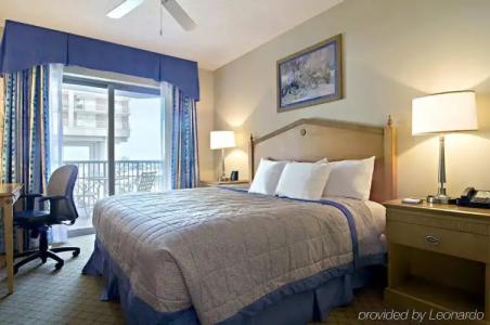 Royale Palms Condominiums - 3