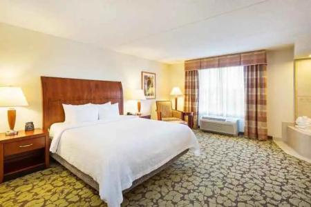 Hilton Garden Inn Myrtle Beach/Coastal Grand Mall - 13