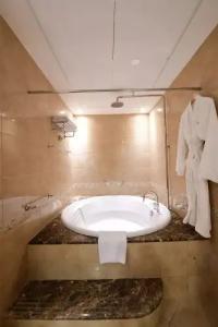 Majestic City Retreat - 109